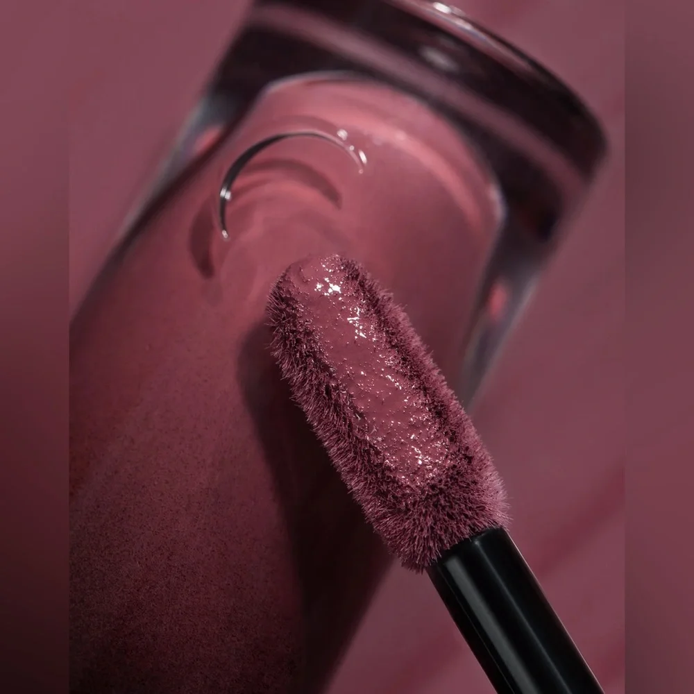 Black Moon Liquid to Matte Lipstick Haunting Mauve New in Box